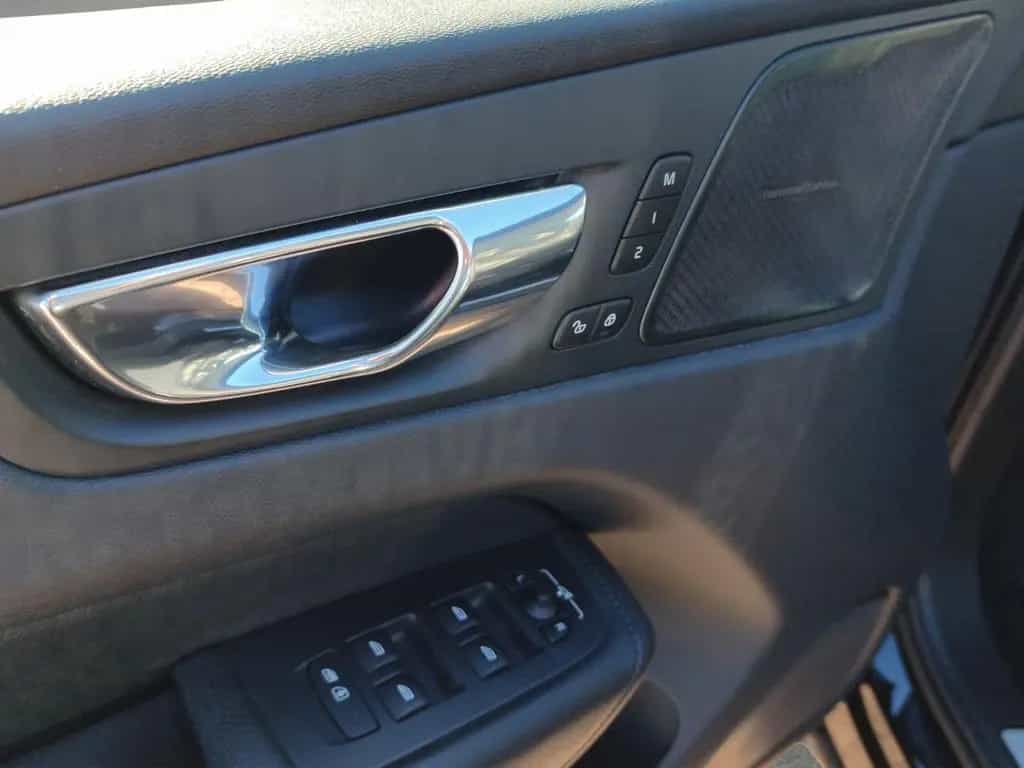 Volvo XC60 D4 Inscription*LED*Navi* 05/2019-photo-7