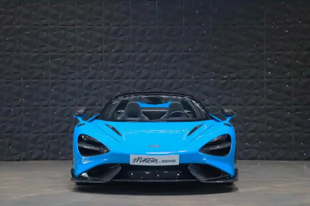 McLaren 765LT Spider - Full Carbon - Lift - B&W 10/2021-photo-2