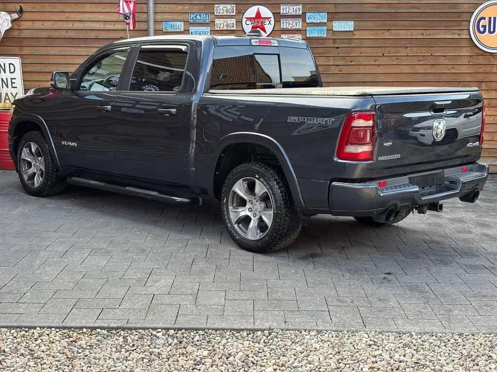 Dodge RAM 1500 5,7 Laramie Sport LPG CrewCab LED AHK 07/2021-photo-10