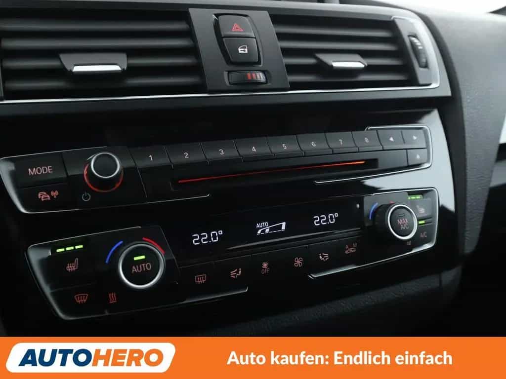BMW 1 Series M140i  Aut.*LED*TEMPO*PDC*SHZ* 12/2016-photo-22