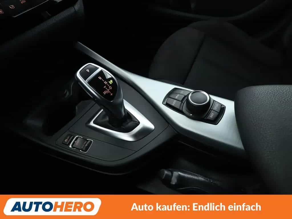 BMW 1 Series M140i  Aut.*LED*TEMPO*PDC*SHZ* 12/2016-photo-23