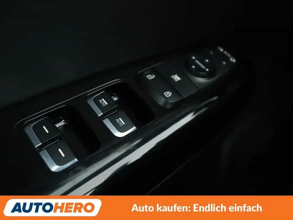 Kia Sportage 1.6 TGDI GT Line 4WD Aut.*NAVI*BiXENON* 05/2017-photo-23