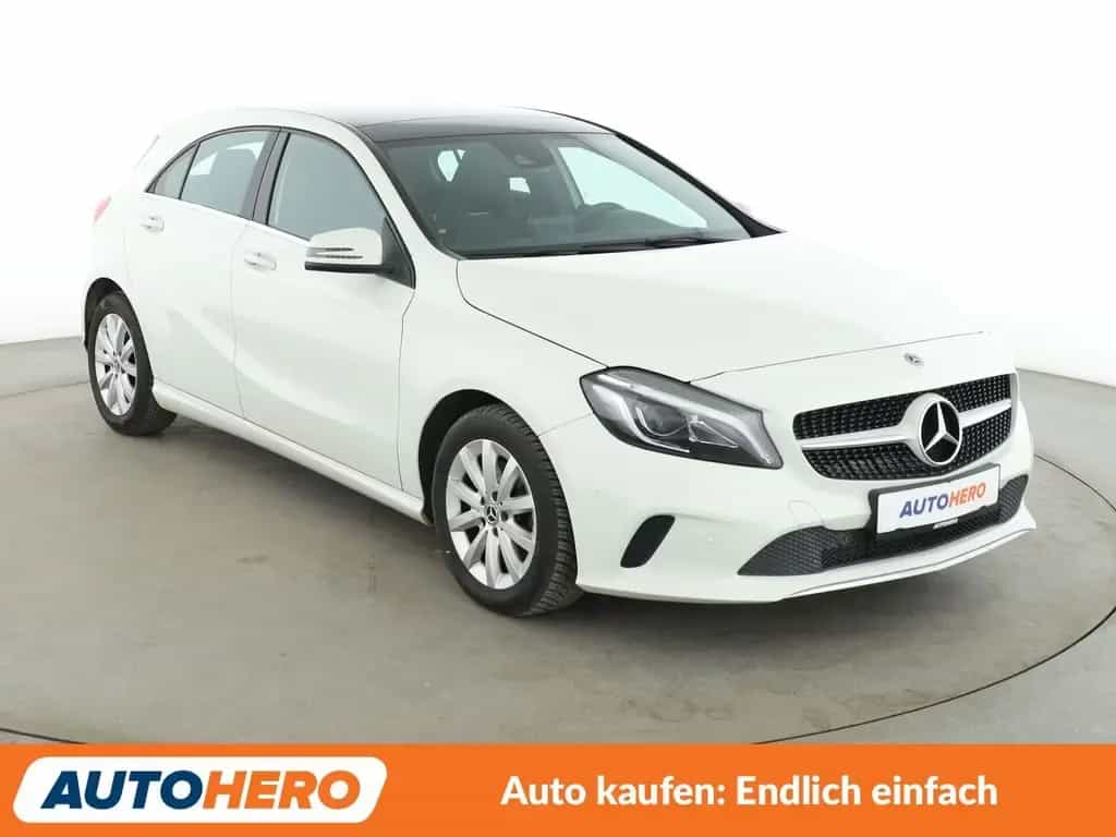 Mercedes-Benz A 180 BlueEfficiency Style*NAVI*LED*PDC 09/2017-photo-7
