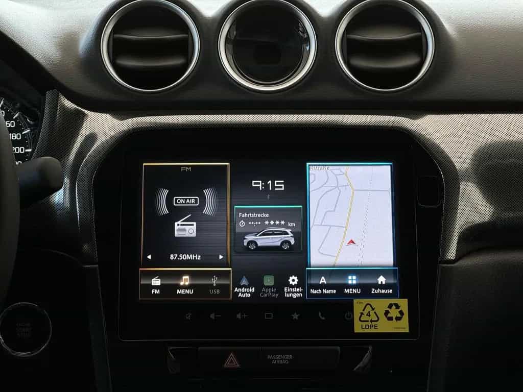 Suzuki Vitara 1.4 Hybrid Comfort+ null-photo-19