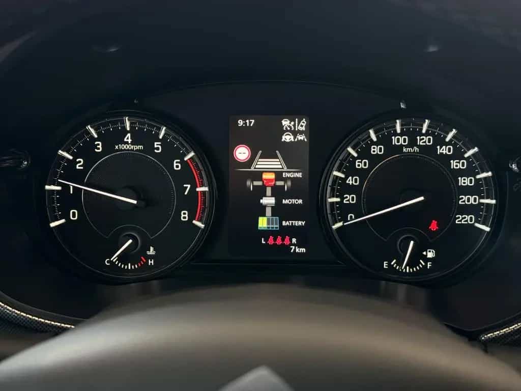 Suzuki Vitara 1.4 Hybrid Comfort+ null-photo-23