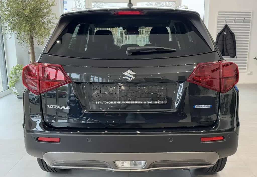 Suzuki Vitara 1.4 Hybrid Comfort+ null-photo-4