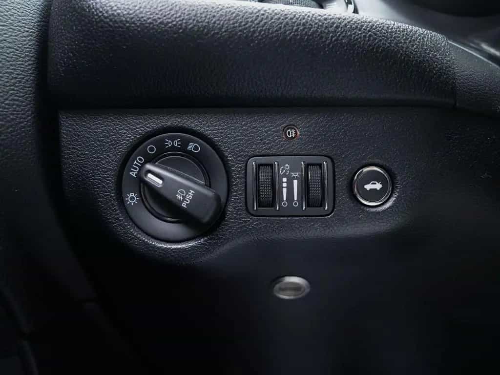 Dodge Challenger 5.7 HEMI 2,99% NAP KLAPPENABGAS*ALCAN 07/2019-photo-38