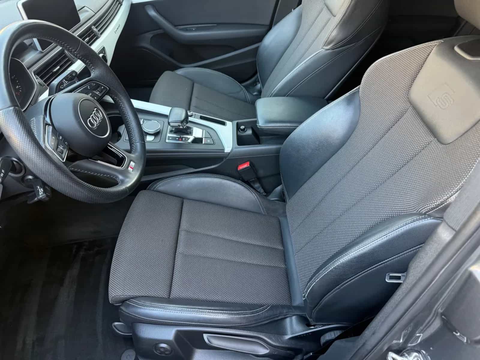 Audi A4 11/2017-photo-11