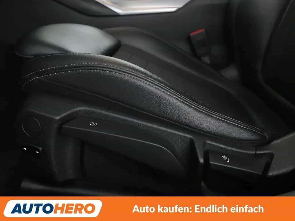 BMW 330 i Sport Line Aut.*NAVI*LED*PDC*TEMPO*360° 10/2020-photo-28
