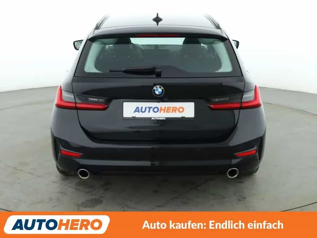 BMW 330 i Sport Line Aut.*NAVI*LED*PDC*TEMPO*360° 10/2020-photo-4