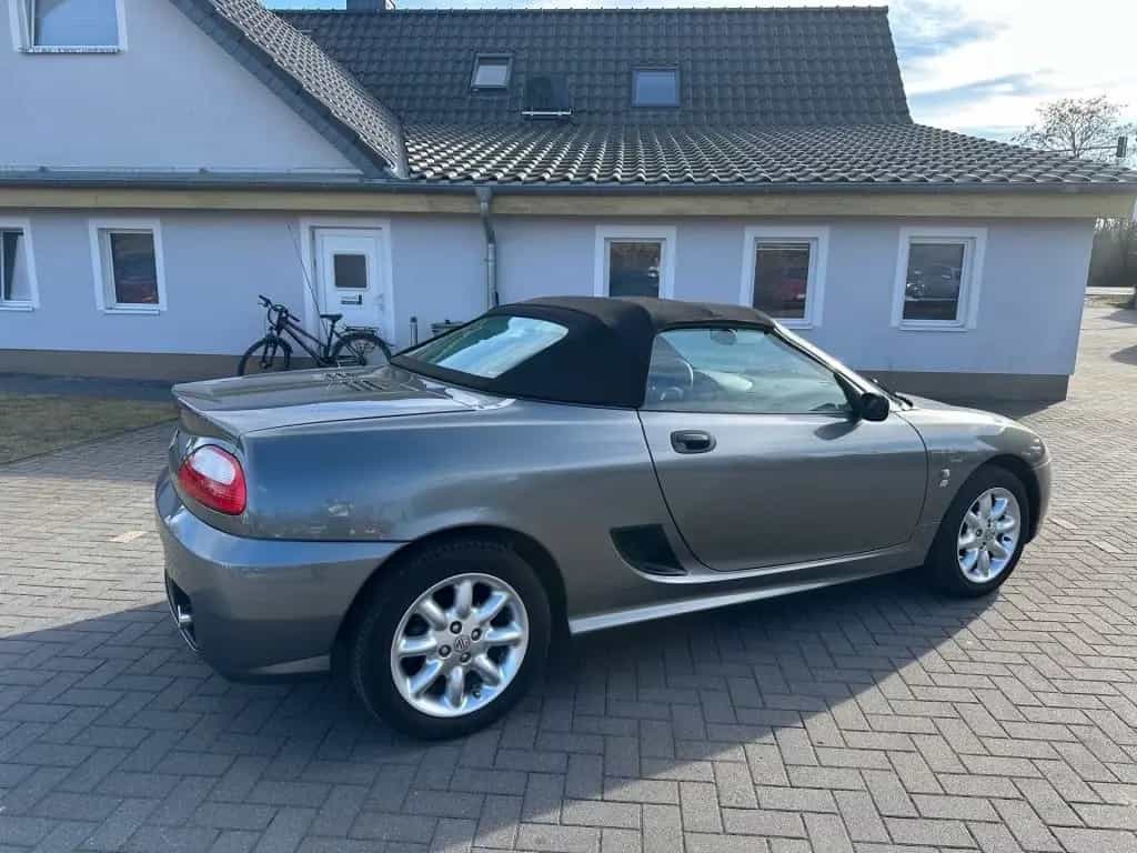 MG TF 115 Spz.EditionSpring nur16.600km Klima 11/2004-photo-19