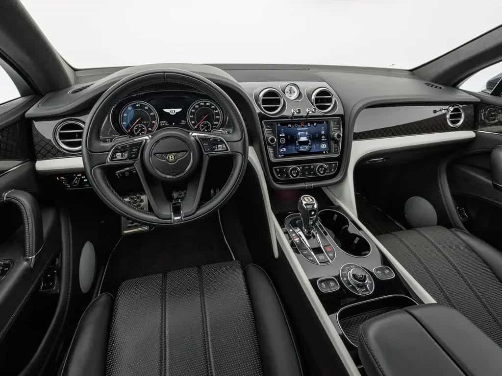 Bentley Bentayga V8 Design Series 11/2020-photo-11
