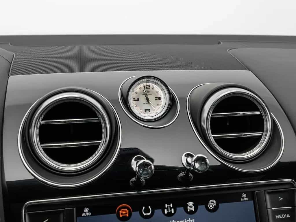 Bentley Bentayga V8 Design Series 11/2020-photo-14