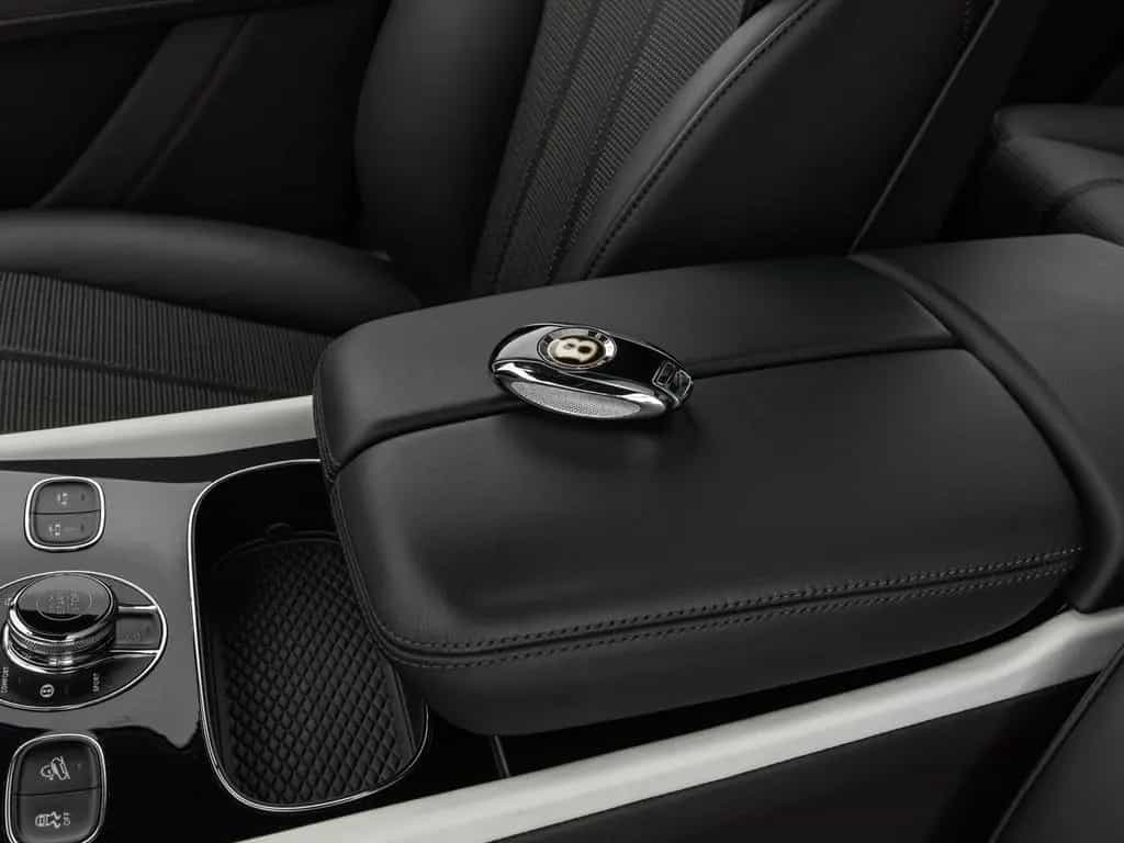 Bentley Bentayga V8 Design Series 11/2020-photo-18