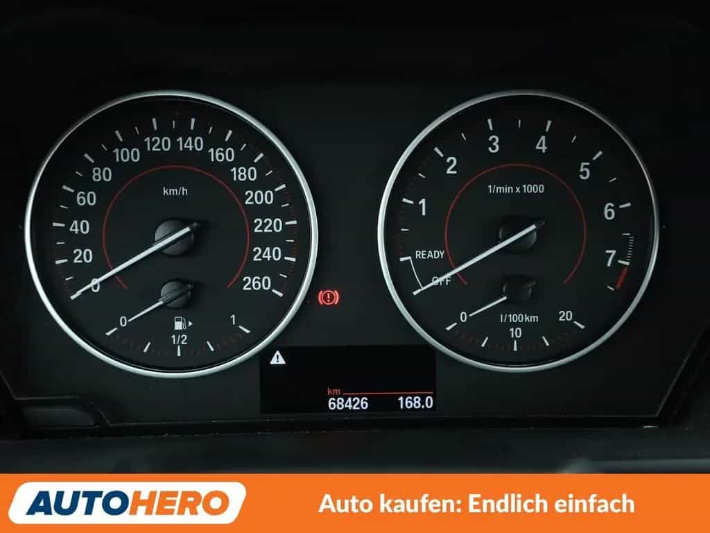 BMW 2 Series 220i M Sport Aut.*NAVI*PDC*SHZ*TEMPO* 06/2016-photo-19