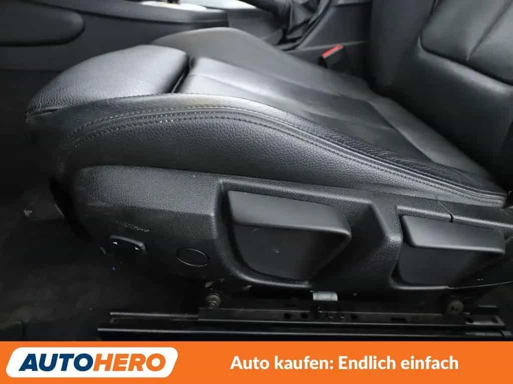 BMW 2 Series 220i M Sport Aut.*NAVI*PDC*SHZ*TEMPO* 06/2016-photo-29