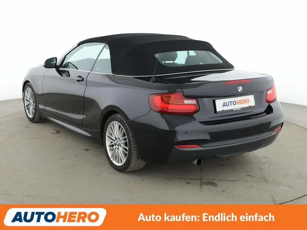 BMW 2 Series 220i M Sport Aut.*NAVI*PDC*SHZ*TEMPO* 06/2016-photo-3