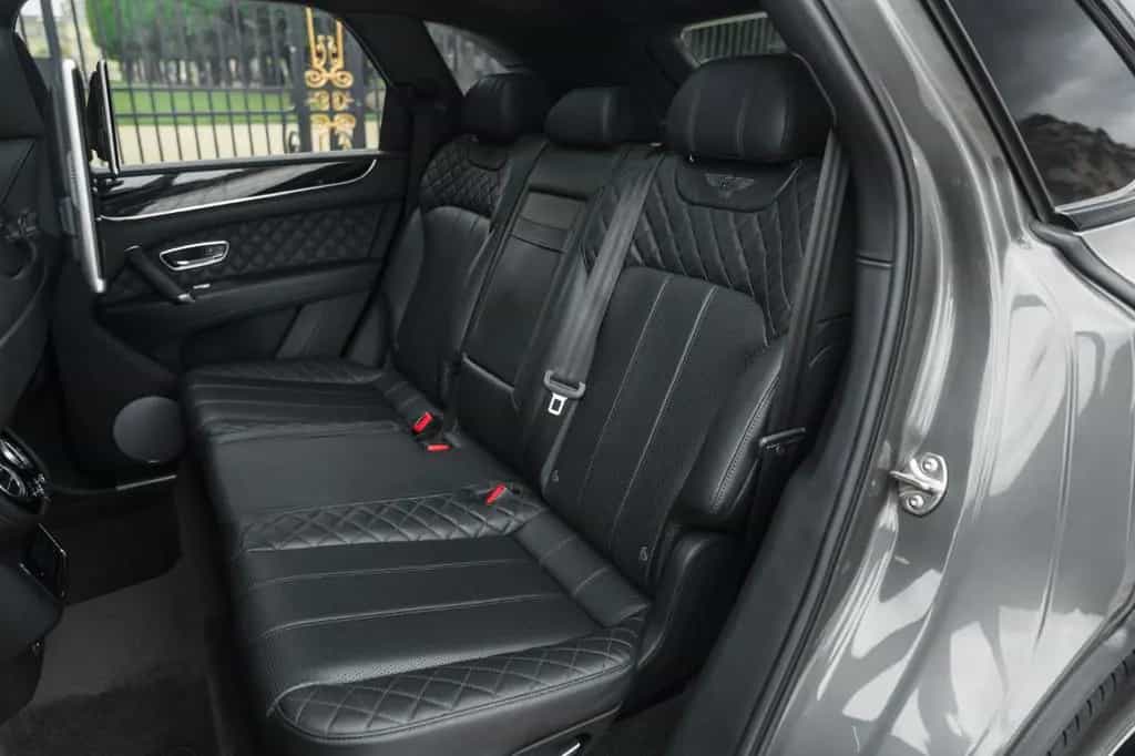 Bentley Bentayga 6.0 W12 - first hand, 30 900 kms 03/2018-photo-9