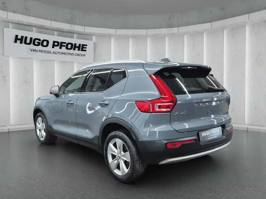 Volvo XC40 XC 40 B3 2WD Core 08/2022-photo-2