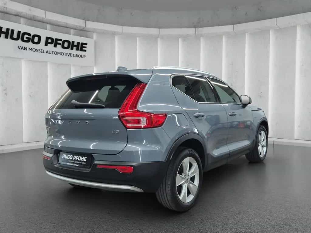 Volvo XC40 XC 40 B3 2WD Core 08/2022-photo-4