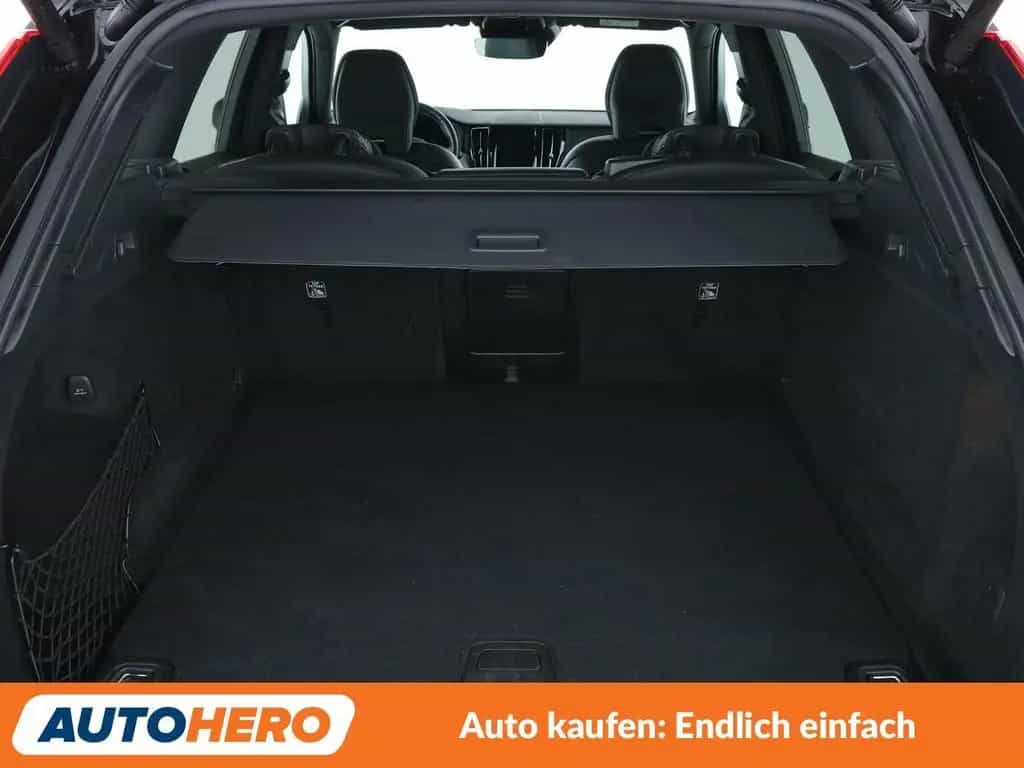Volvo XC60 2.0 T5 R-Design AWD Aut.*NAVI*TEMPO*CAM* 12/2018-photo-17