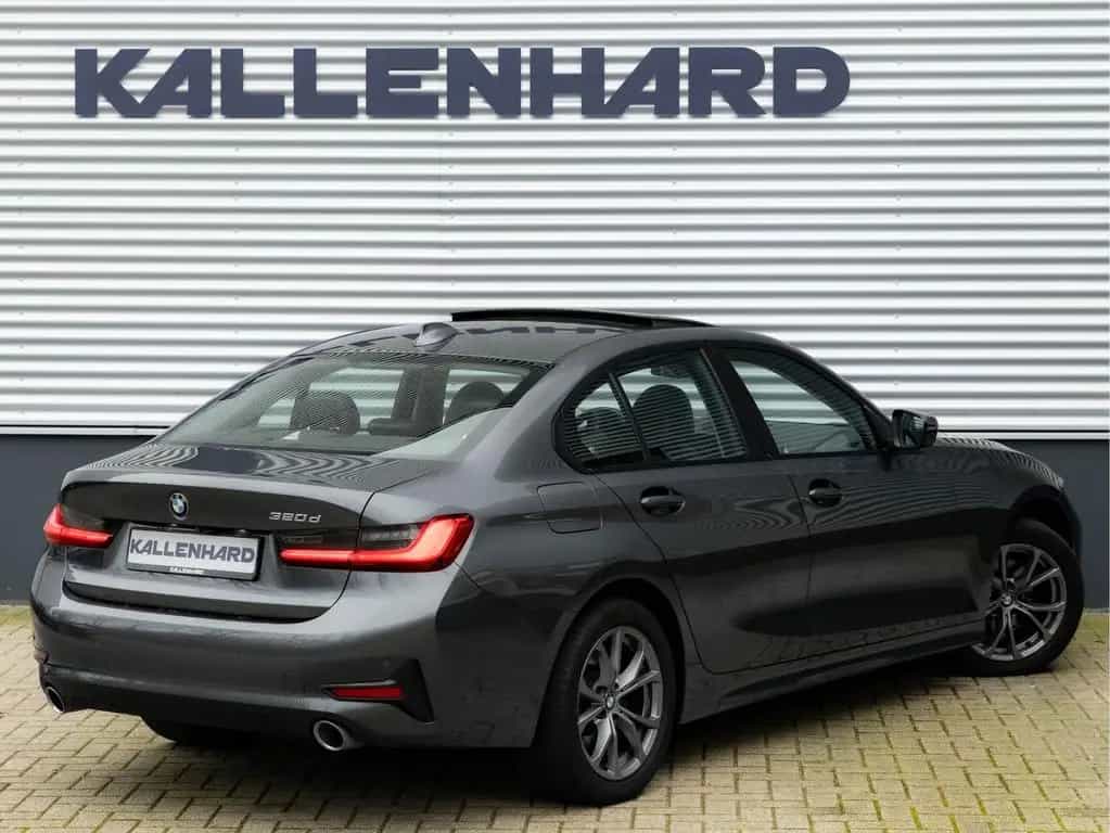 BMW 3 Series 320 3-serie 320d - Sportsitze - Schuif-/kantelda 11/2019-photo-1