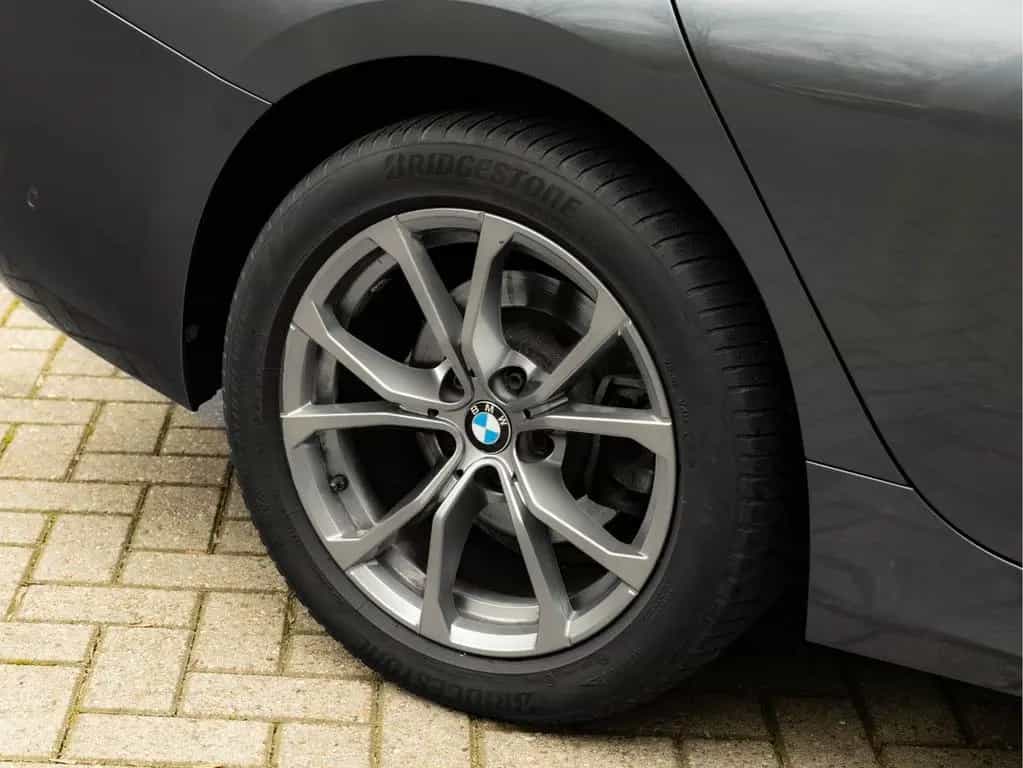 BMW 3 Series 320 3-serie 320d - Sportsitze - Schuif-/kantelda 11/2019-photo-13