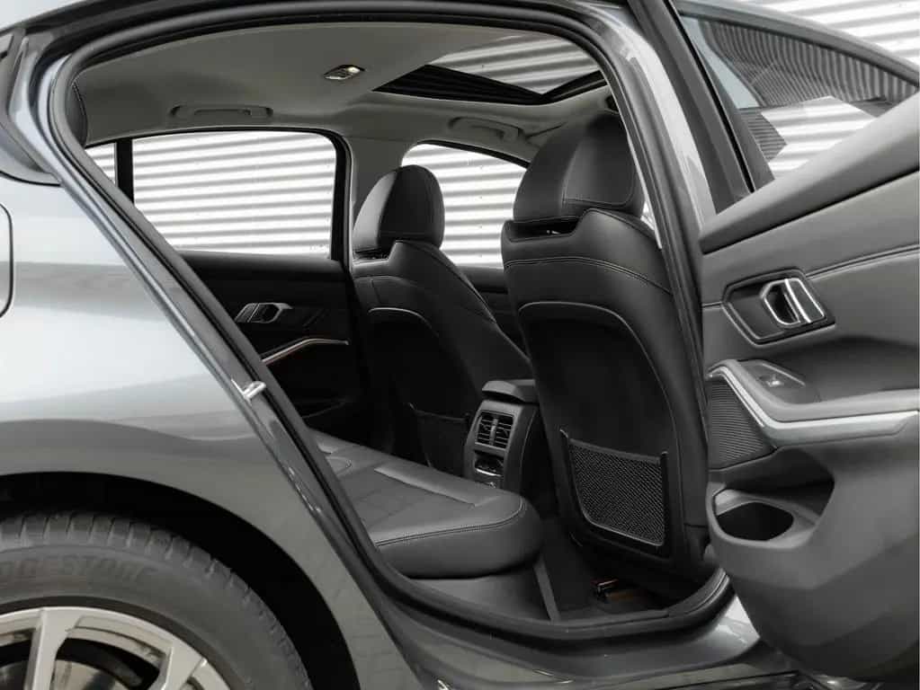 BMW 3 Series 320 3-serie 320d - Sportsitze - Schuif-/kantelda 11/2019-photo-24