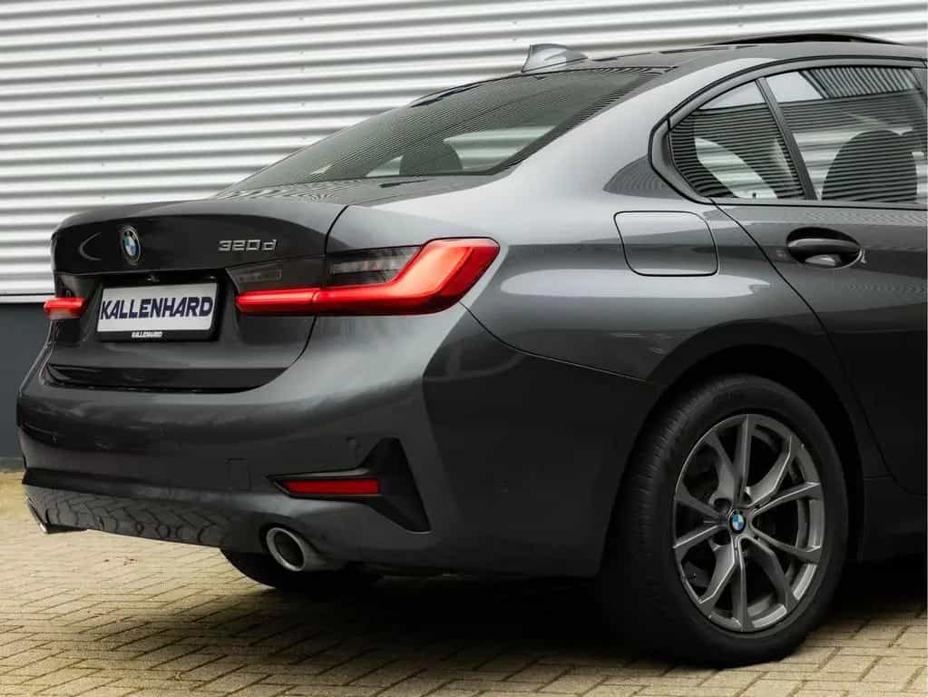 BMW 3 Series 320 3-serie 320d - Sportsitze - Schuif-/kantelda 11/2019-photo-9