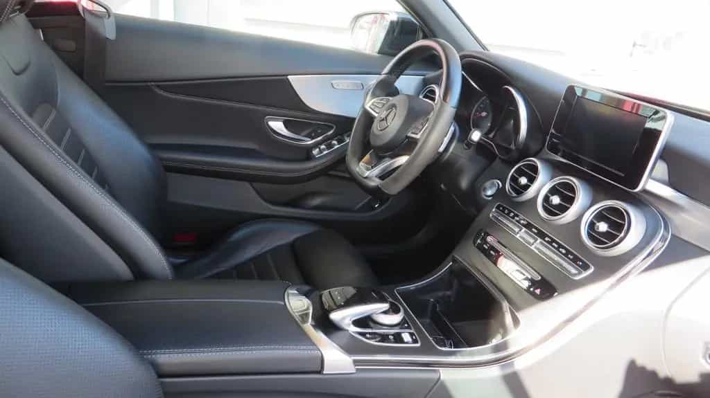 Mercedes-Benz C-Class 180 Cabrio AMG Night Edition 04/2018-photo-15