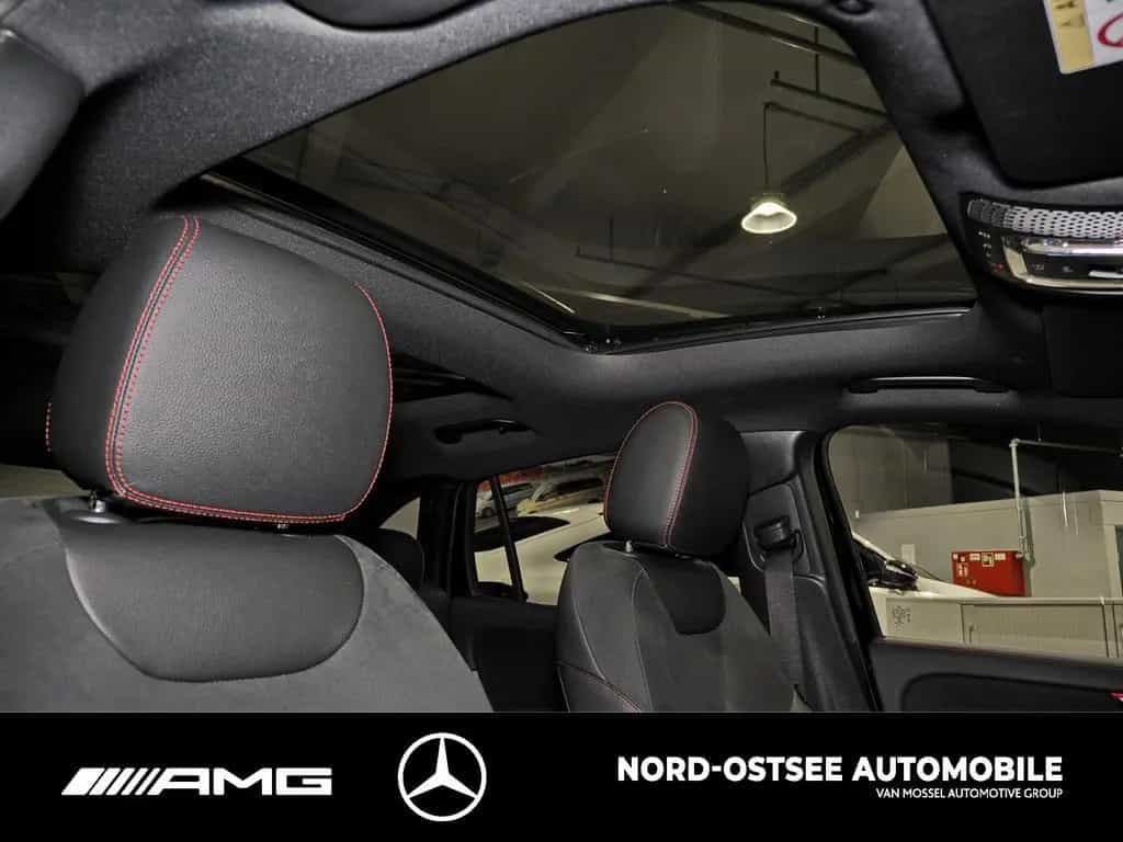 Mercedes-Benz GLA 250 4M AMG PANO PARKPAKET SOUND DAB LED NAVI 01/2021-photo-11