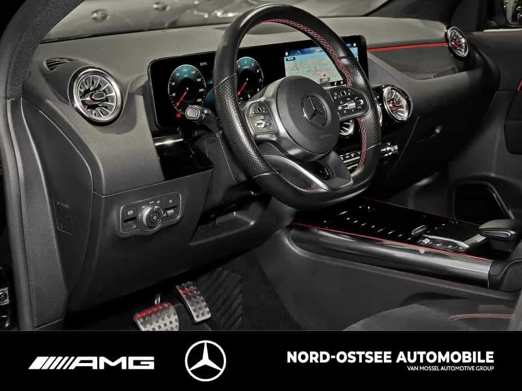 Mercedes-Benz GLA 250 4M AMG PANO PARKPAKET SOUND DAB LED NAVI 01/2021-photo-6