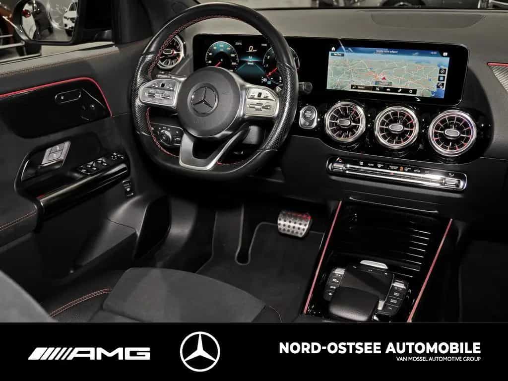 Mercedes-Benz GLA 250 4M AMG PANO PARKPAKET SOUND DAB LED NAVI 01/2021-photo-7