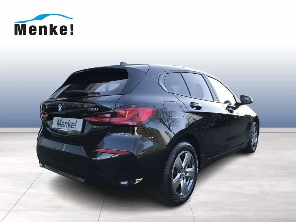 BMW 118 i Advantage DAB LED WLAN Tempomat Shz PDC 06/2024-photo-1
