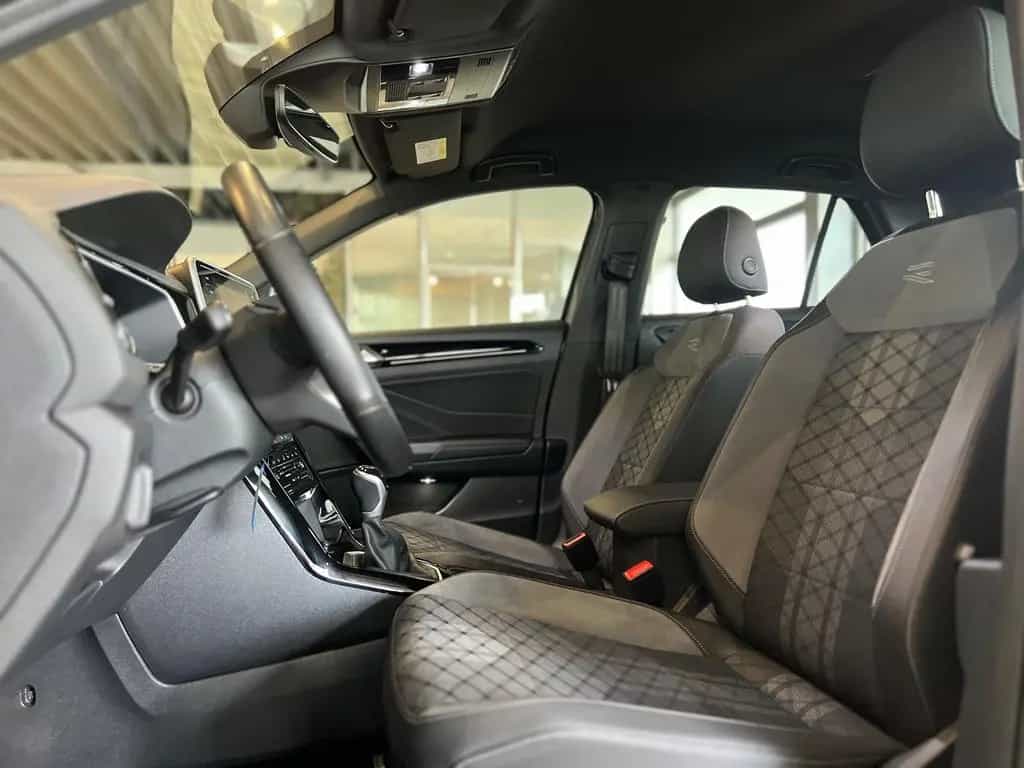 Volkswagen T-Roc R-Line/KAMERA/NAVI/AHK/LED-SCHEINWERFER 12/2022-photo-12