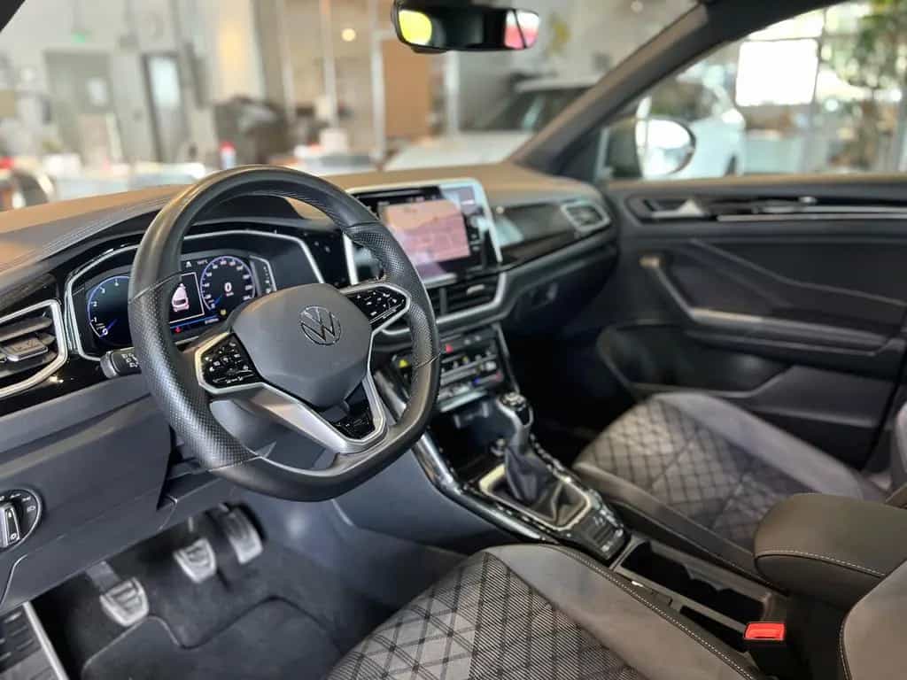 Volkswagen T-Roc R-Line/KAMERA/NAVI/AHK/LED-SCHEINWERFER 12/2022-photo-14