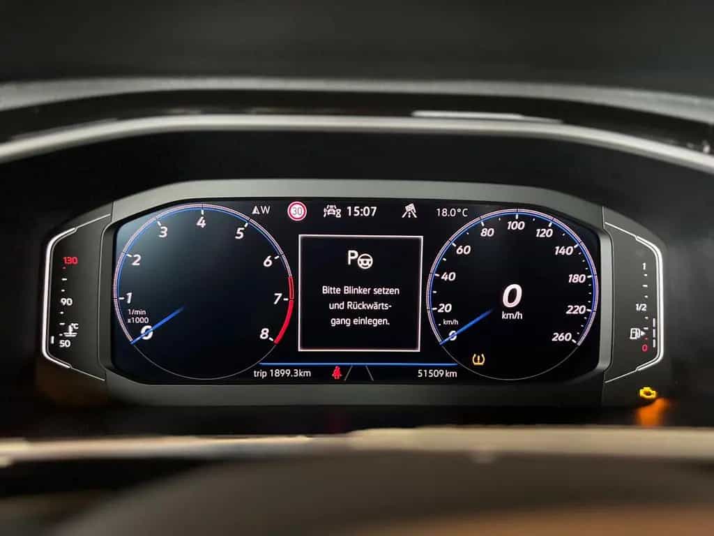 Volkswagen T-Roc R-Line/KAMERA/NAVI/AHK/LED-SCHEINWERFER 12/2022-photo-21