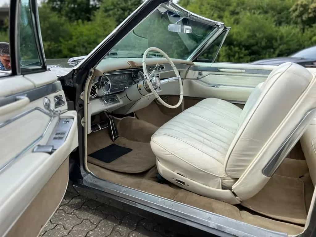 Cadillac Deville Convertible/Cabriolet/klasse Farbkombi. 01/1965-photo-13