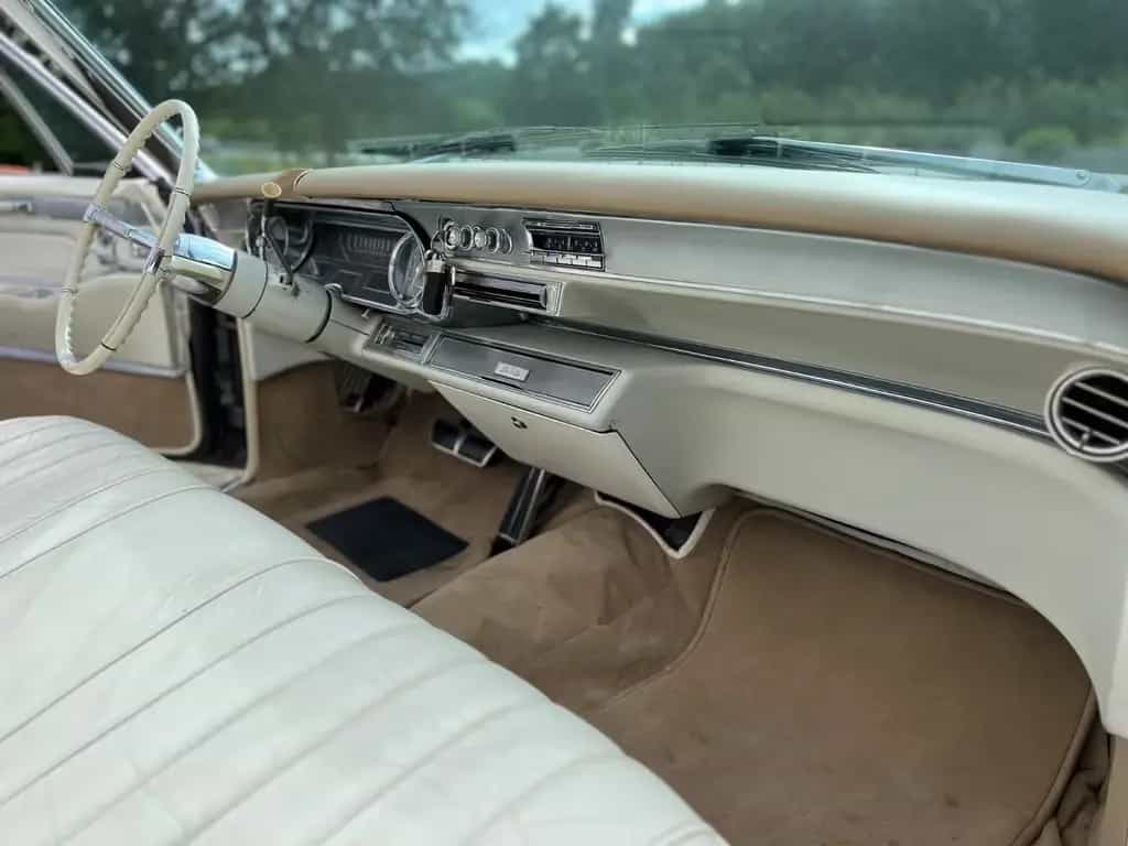 Cadillac Deville Convertible/Cabriolet/klasse Farbkombi. 01/1965-photo-17