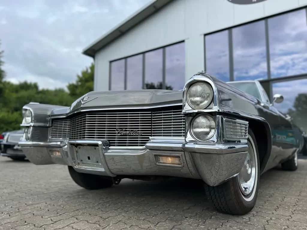 Cadillac Deville Convertible/Cabriolet/klasse Farbkombi. 01/1965-photo-4