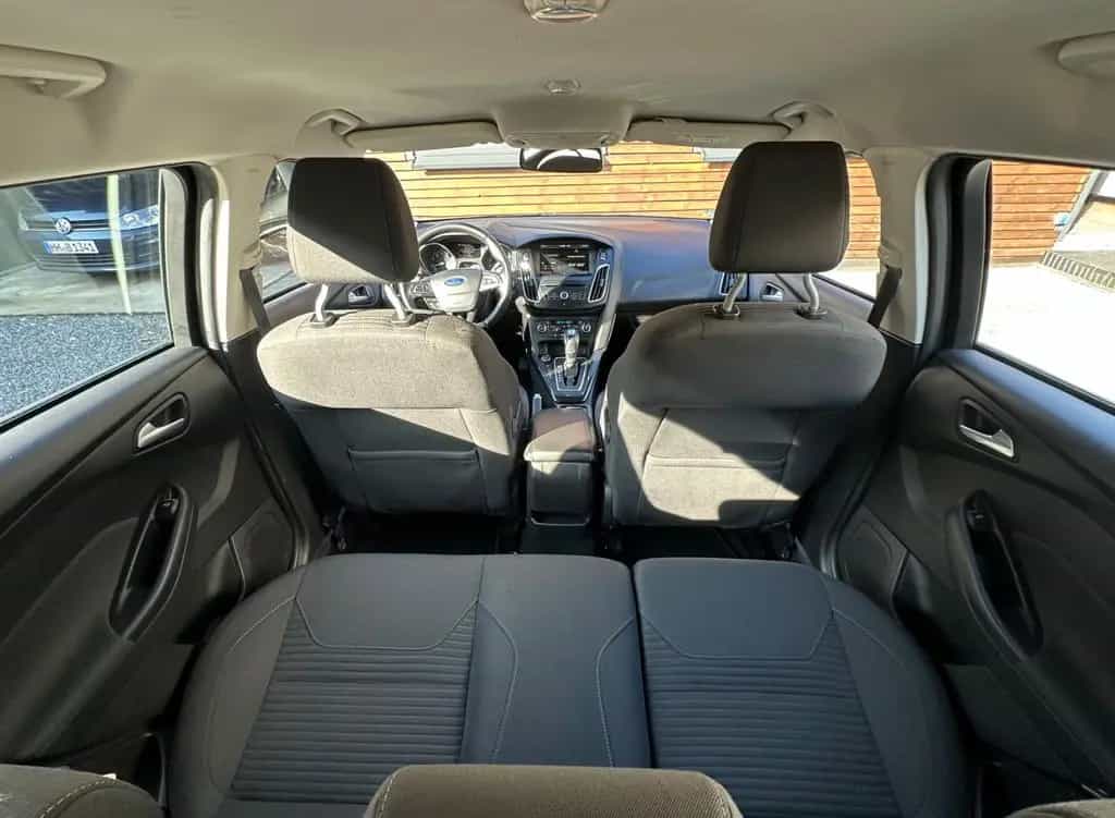 Ford Focus Turnier Titanium 05/2015-photo-10