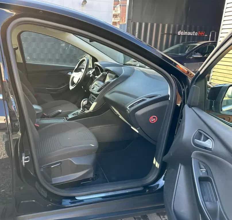 Ford Focus Turnier Titanium 05/2015-photo-3
