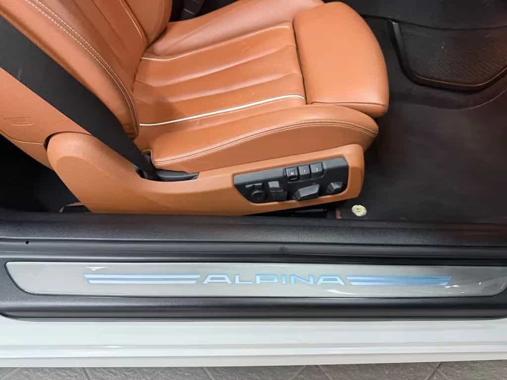 ALPINA B6 Biturbo Coupe 4.4l ALPINWEISS 1von131 11/2012-photo-13
