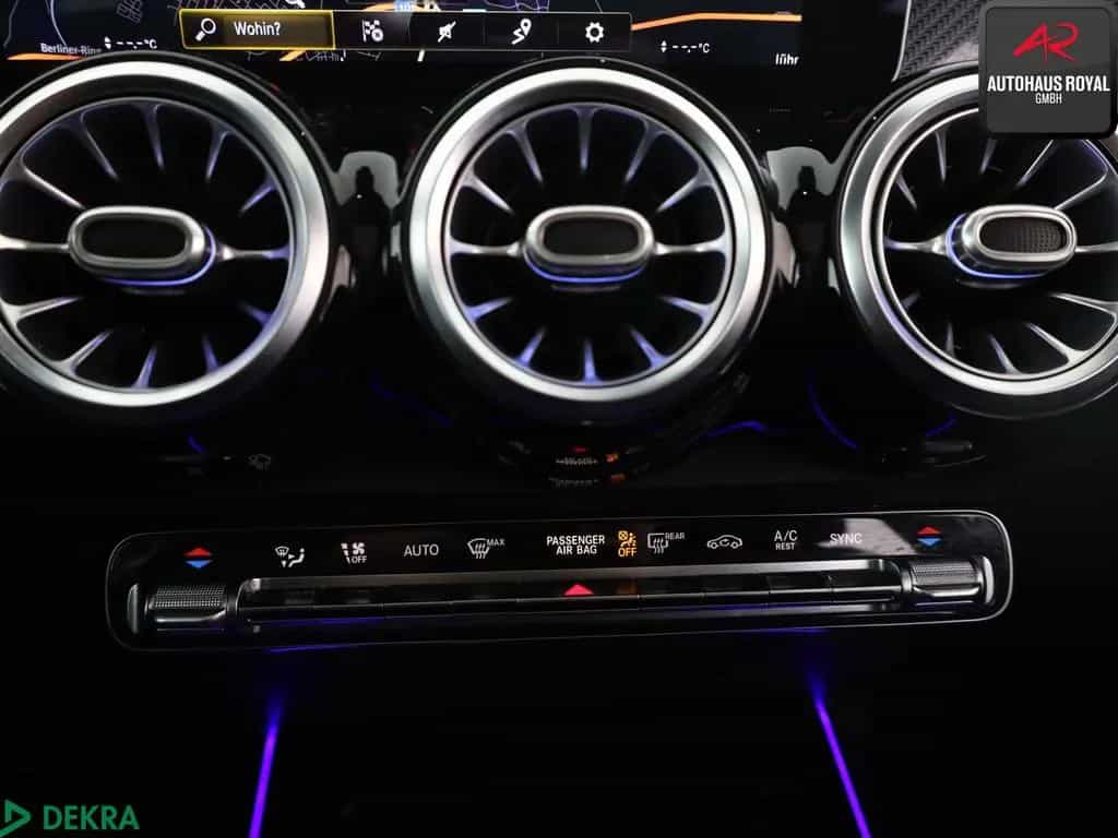 Mercedes-Benz GLB 250 4M AMG NIGHT 360GRAD,KEYLESS,DISTRONIC 02/2020-photo-18