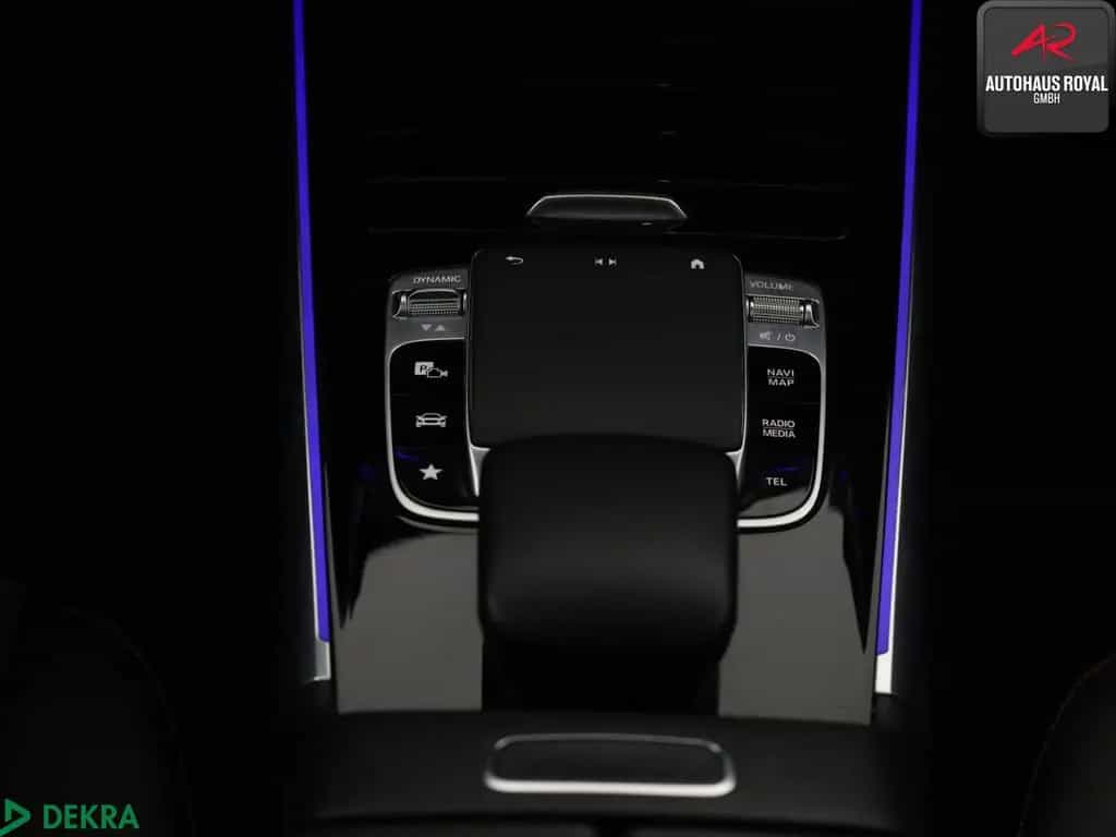 Mercedes-Benz GLB 250 4M AMG NIGHT 360GRAD,KEYLESS,DISTRONIC 02/2020-photo-20