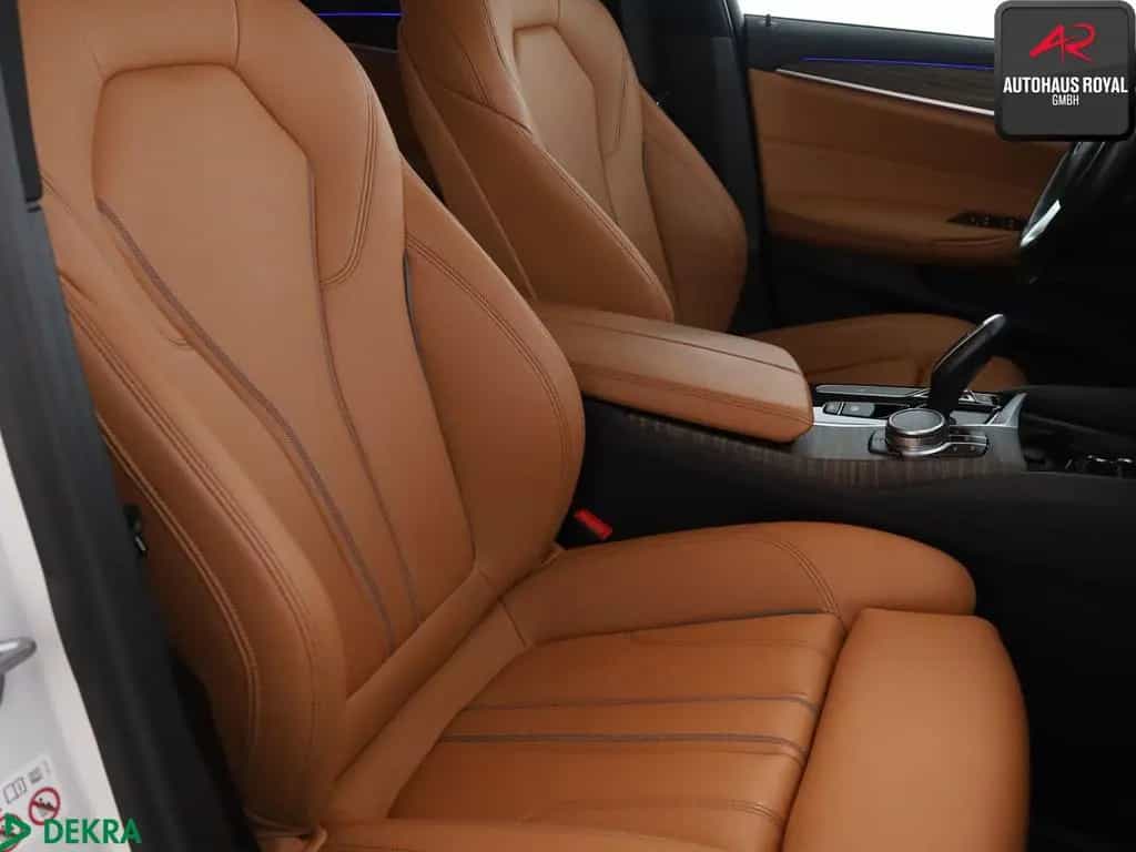 BMW 5 Series 530 i T SPORT LINE SHADOW KEYLESS,H/K,KAMERA,SH 09/2017-photo-10