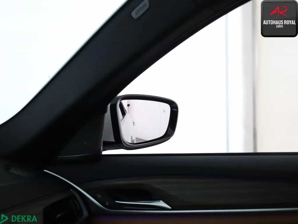 BMW 5 Series 530 i T SPORT LINE SHADOW KEYLESS,H/K,KAMERA,SH 09/2017-photo-24