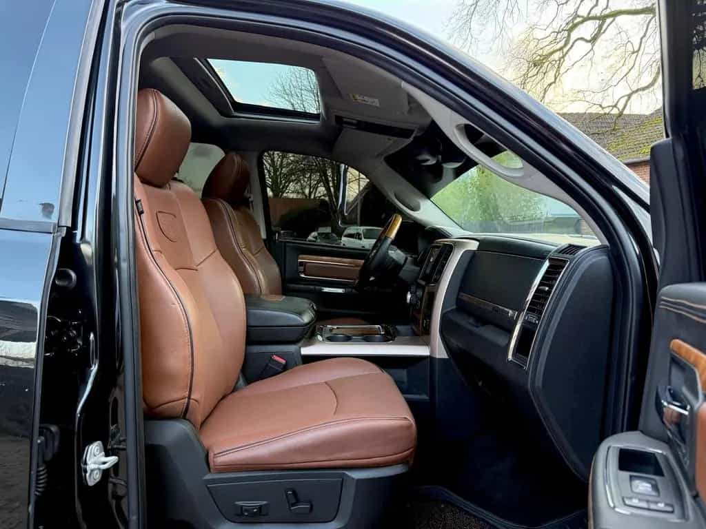 Dodge RAM LONGHORN*CLEAN CARFAX*RAMBOX*AHK*NAVI*SERVICE NE 07/2018-photo-44