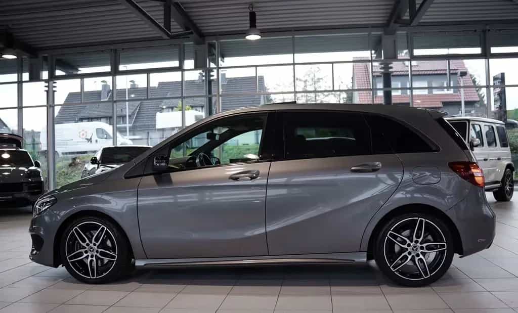 Mercedes-Benz B-Class 220 4M AMG Line 1.Hand *Pano *Kamera *Night 05/2018-photo-10