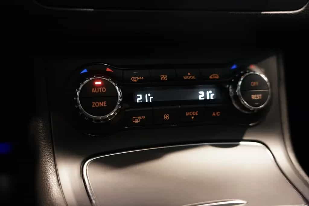 Mercedes-Benz B-Class 220 4M AMG Line 1.Hand *Pano *Kamera *Night 05/2018-photo-26